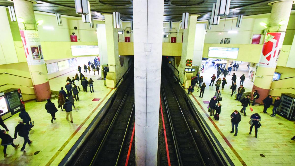Metrorex, căpușată cu sute de mii de euro de firma sindicatului