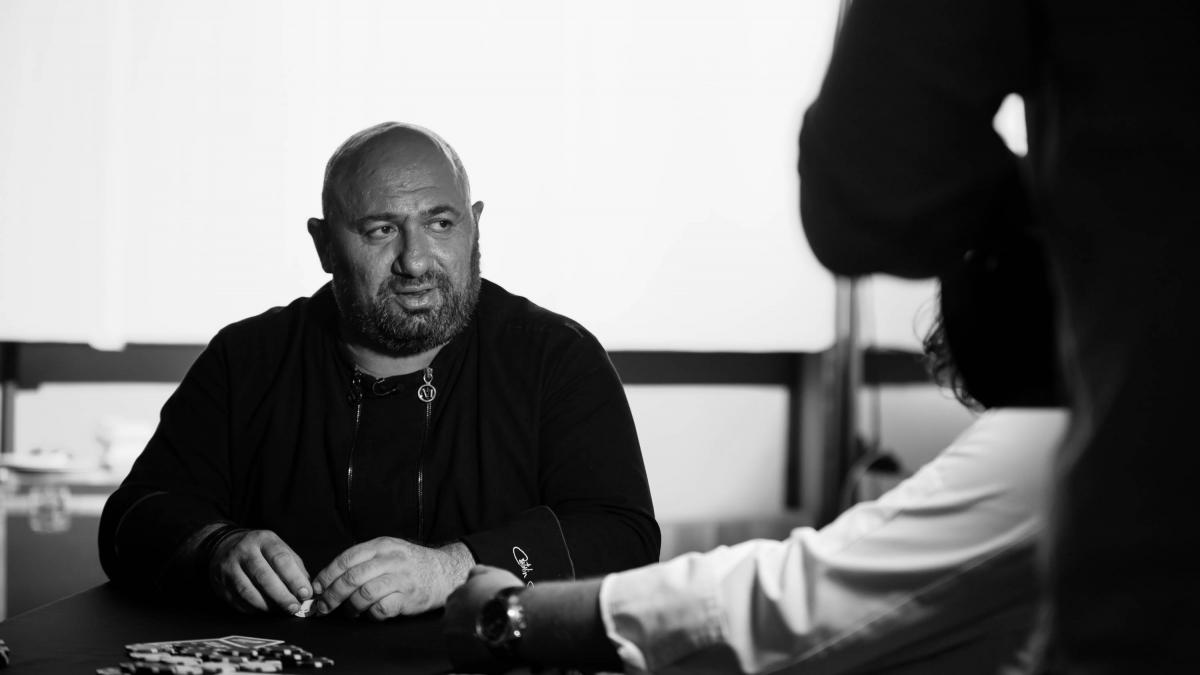 Chefi la cuțite. Chef Cătălin Scărlătescu, feblețea concurentelor