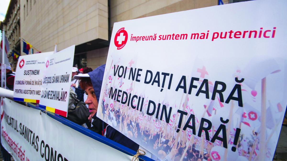 Proteste în Sănătate. Medici şi asistente, în grevă japoneză