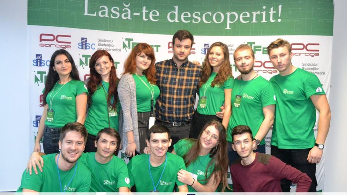 Studenţii de la Cibernetică fac party printre calculatoare: Începe ITFest!
