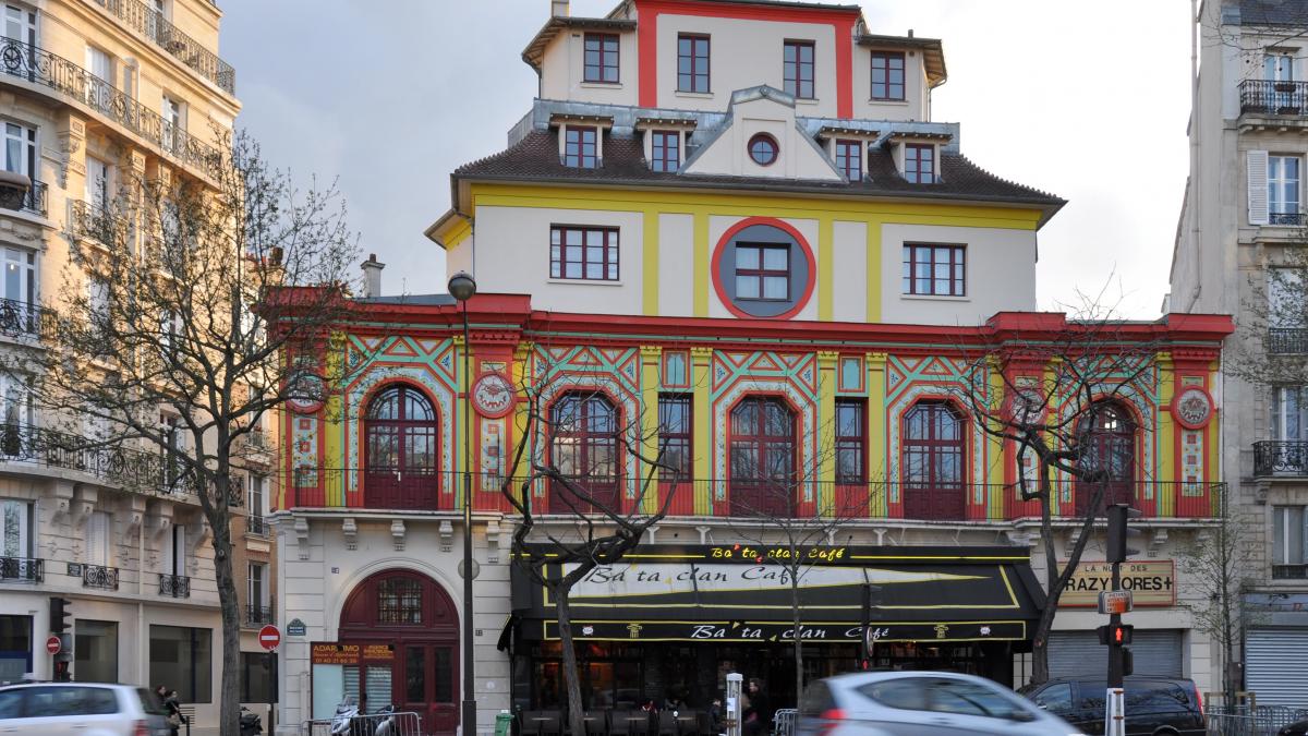 Atentate la Paris: Sala Bataclan se va redeschide cu un concert al lui Sting 