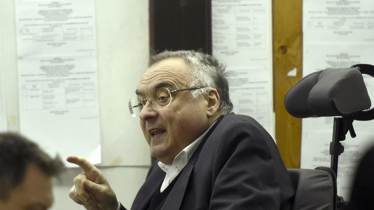 Adamescu vrea un ordin de restricţie împotriva statului