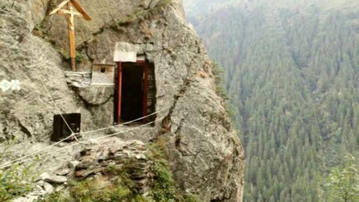Adevărul despre construcţia chiliei părintelui Arsenie Boca de la Sâmbăta de Sus