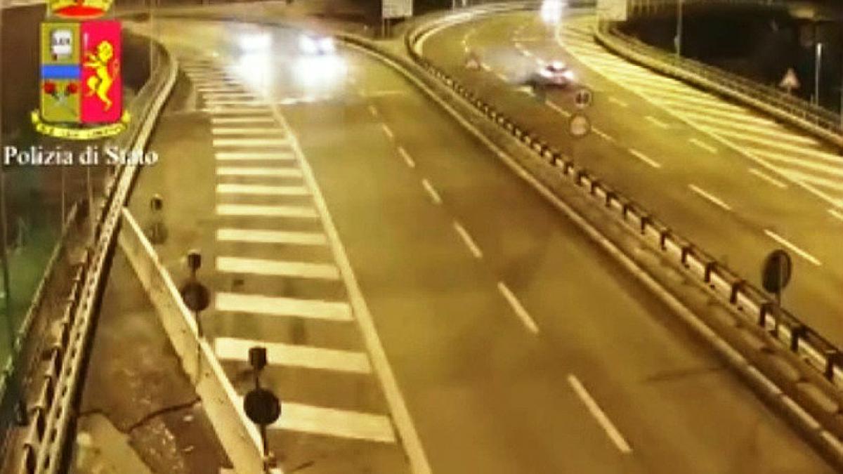 video o romanca a socat italia beata crita gonea pe contrasens pe o autostrada