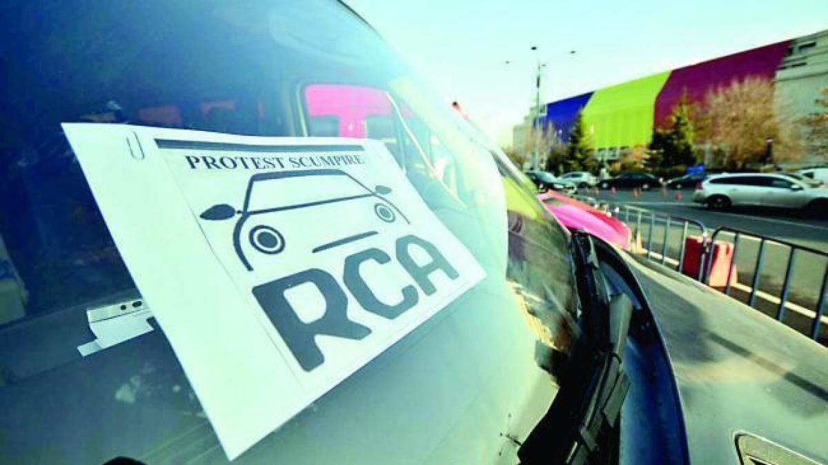 Hotărârea de Guvern care plafonează tarifele RCA a intrat de vineri în vigoare 