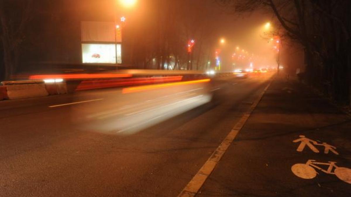 ANM: Cod galben nowcasting de vânt şi ceaţă, în localităţi din judeţele Sibiu, Alba şi Harghita