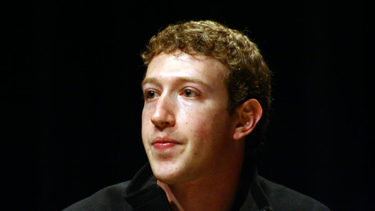 Facebook a şters mai multe postări ale lui Mark Zuckerberg