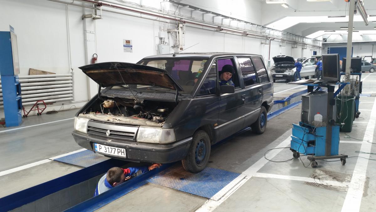 Anunț de la Registrul Auto Român. Când se va recupera ziua de 2 decembrie