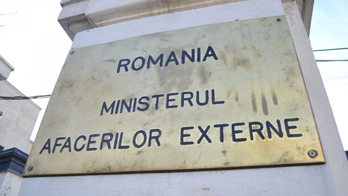  Guvernul tehnocrat plăteşte contactul virtual cu peste două milioane de români din diaspora