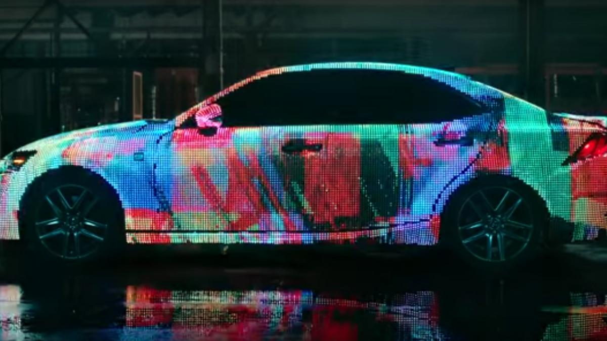 video de ce toyota a acoperit un lexus cu 41 999 de led uri