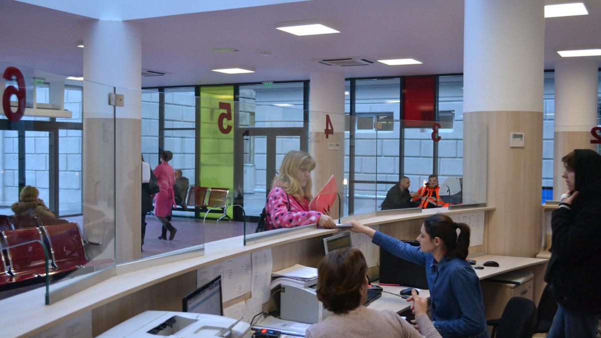 15 milioane de dolari aruncaţi de Ministerul Sănătăţii