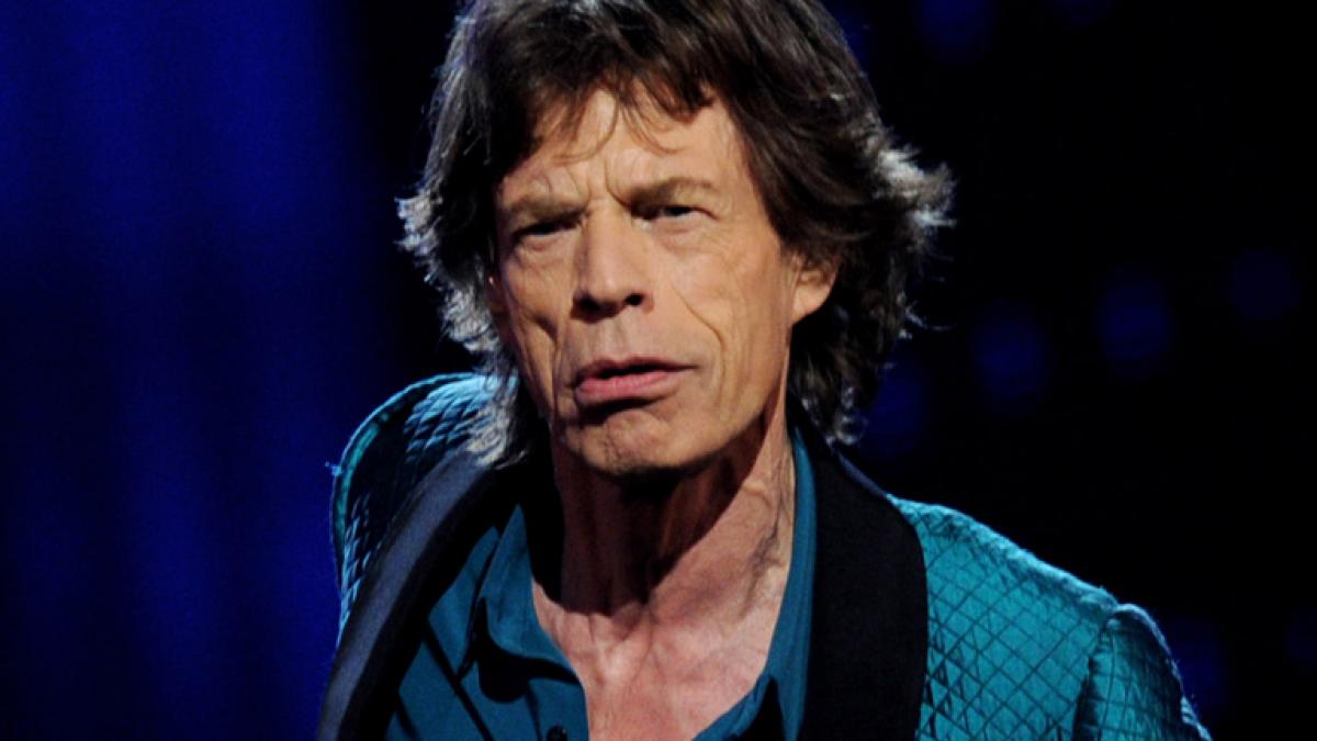 Mick Jagger, din nou tată, la 73 de ani