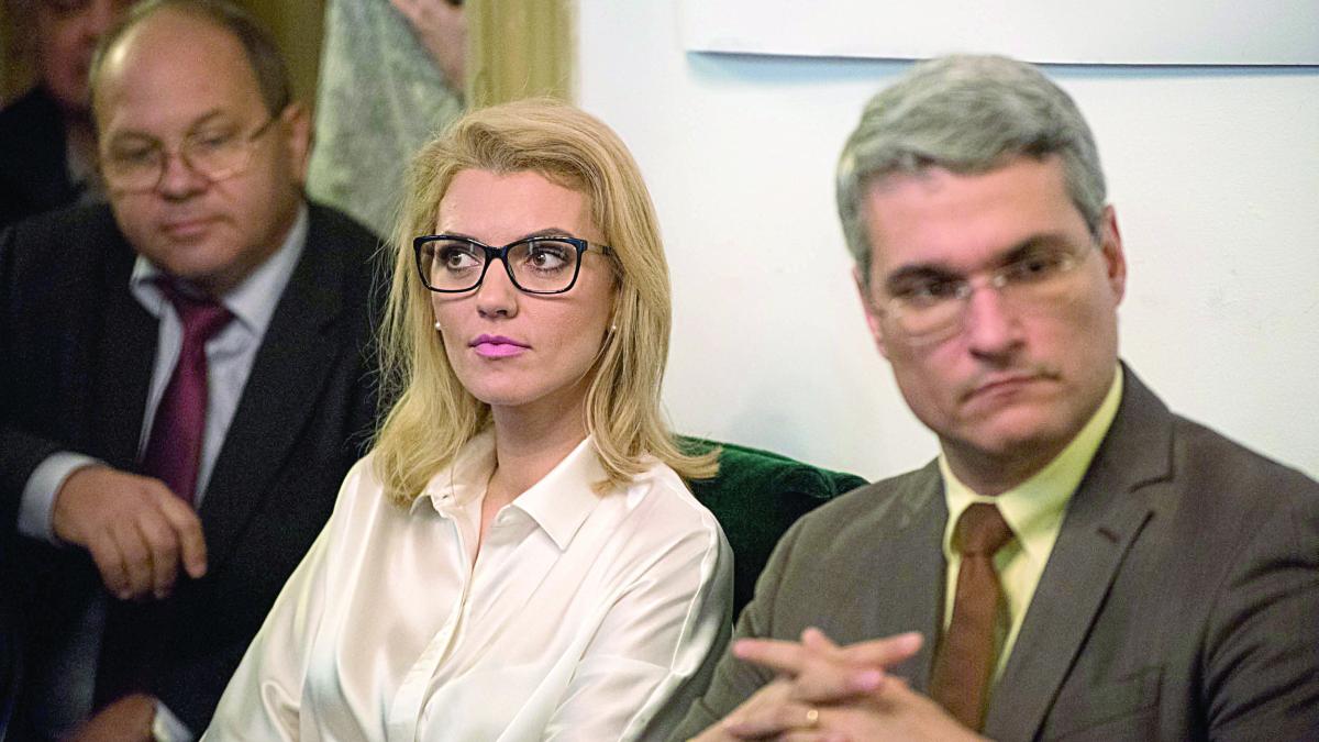 Caragialismul alianţelor politice