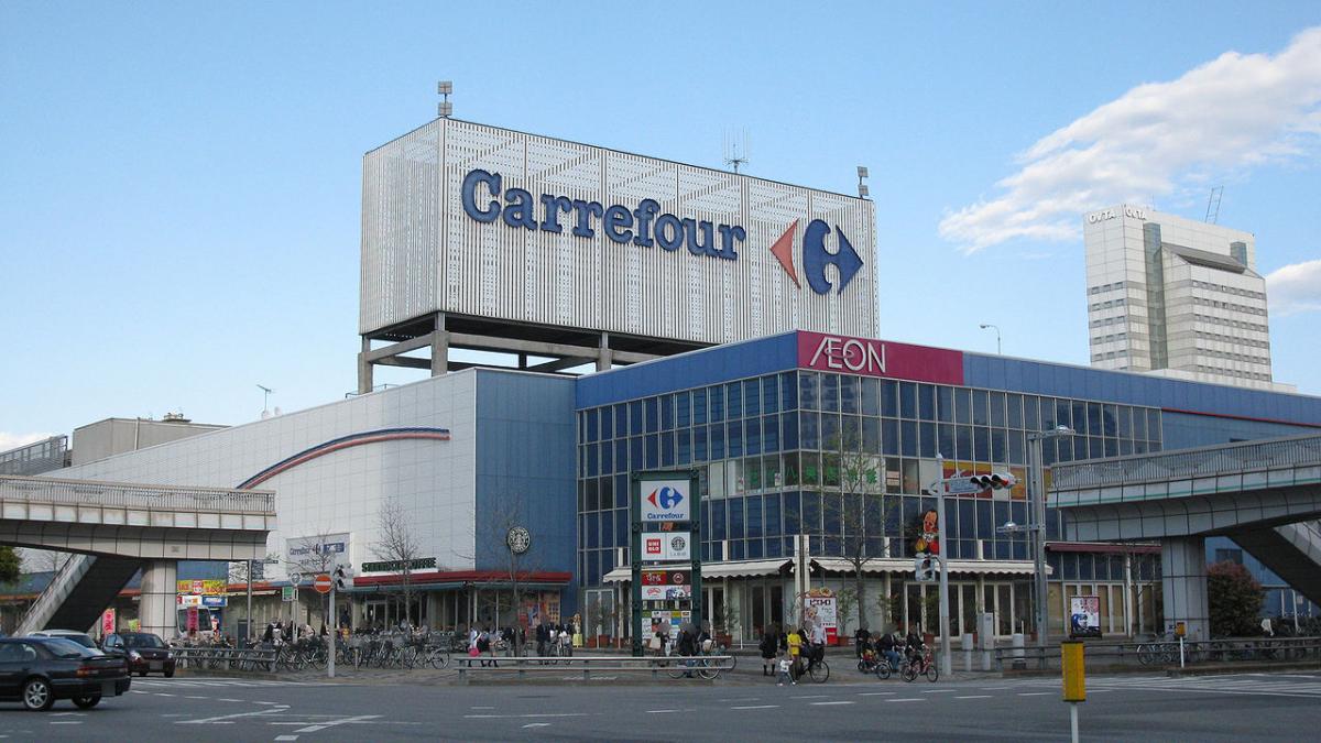 Programul magazinelor Carrefour de Crăciun și de Anul Nou