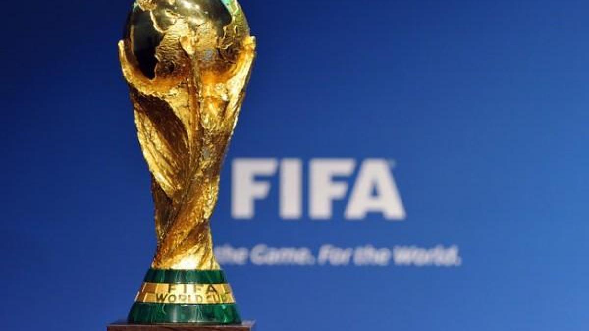 FIFA dorește ca doar căpitanul echipei să discute cu arbitrul