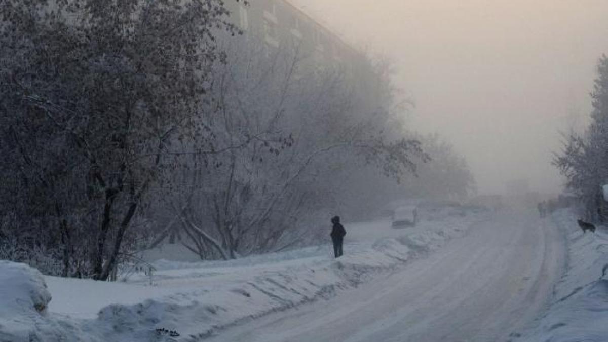 Meteorologii au prelungit atenţionarea de vânt puternic şi ninsoare pentru Buzău, Prahova, Argeş şi Dâmboviţa 