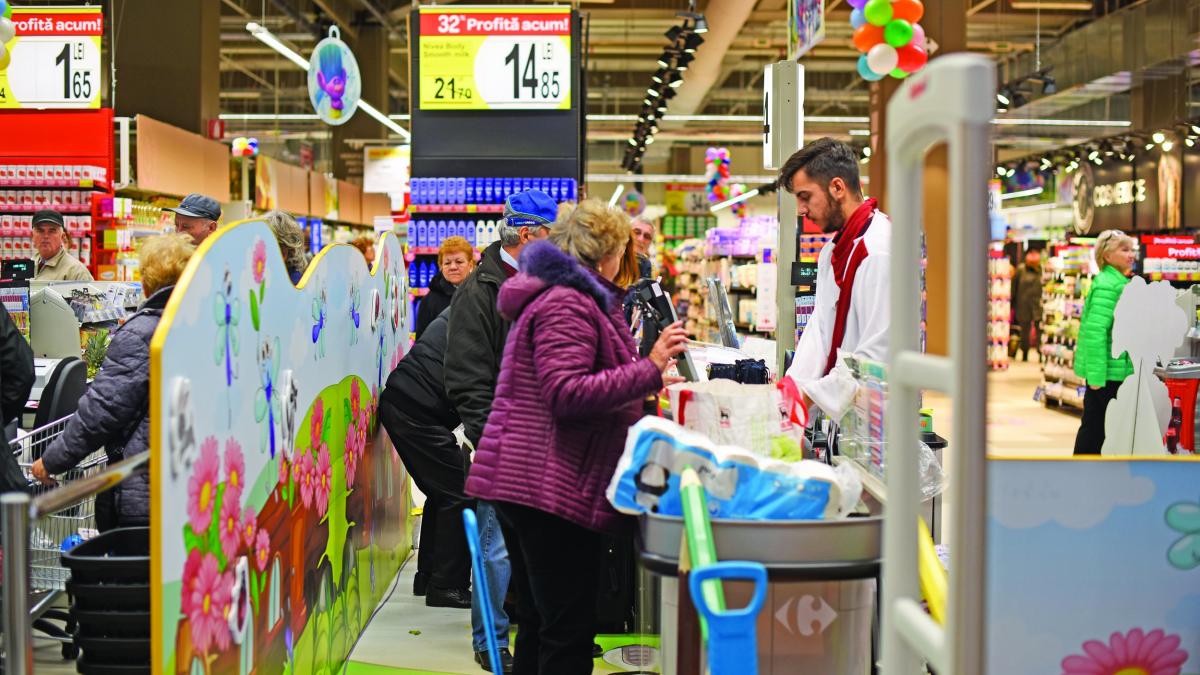 Ce programe au magazinele de Anul Nou