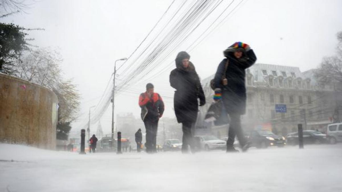 COD PORTOCALIU de ninsori şi viscol în 11 judeţe şi în Capitală şi COD GALBEN în alte 15 judeţe! Apoi vine gerul