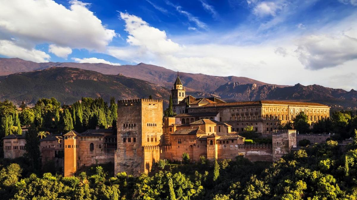 Spania, număr record de turişti în 2016