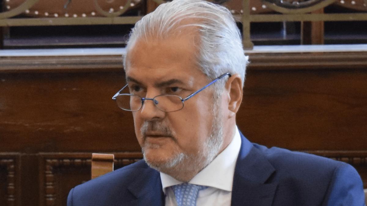 Adrian Năstase, pe blog, despre politica penală și despre grațieri. "Programul a doua șansă”