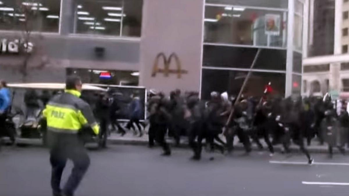 demonstratii violente la washington in timpul ceremoniei de investire a lui donald trump
