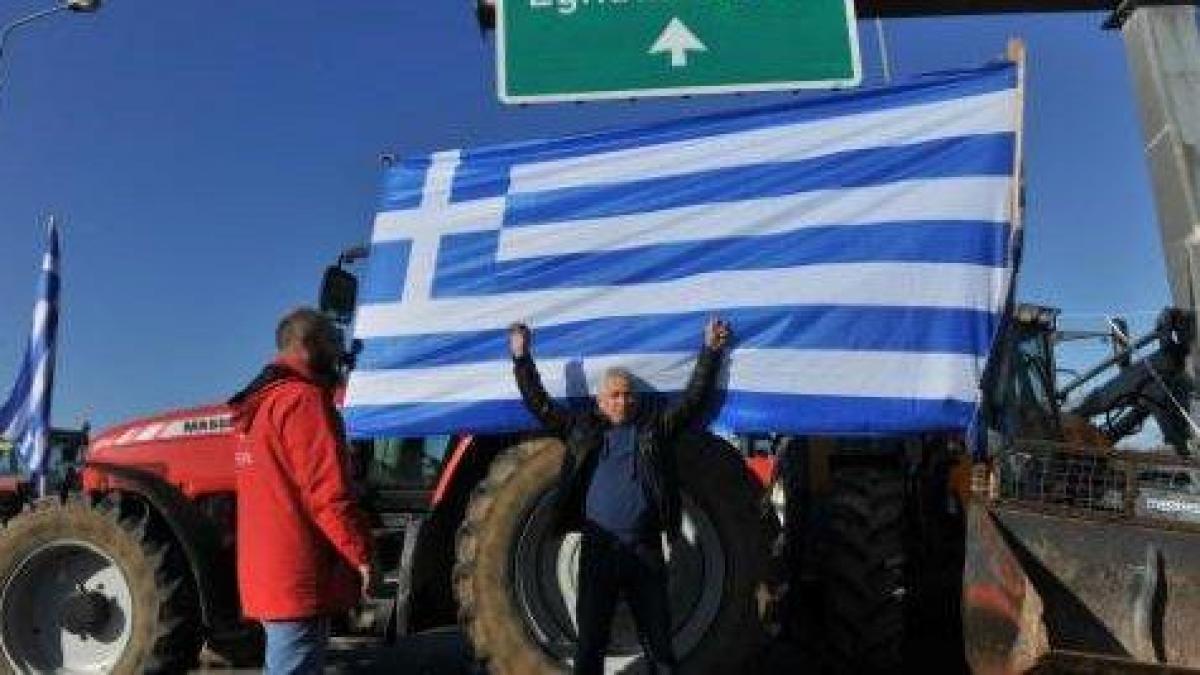 MAE, atenţionare de călătorie: Continuă greva fermierilor în Grecia; sunt anunţate blocaje rutiere 
