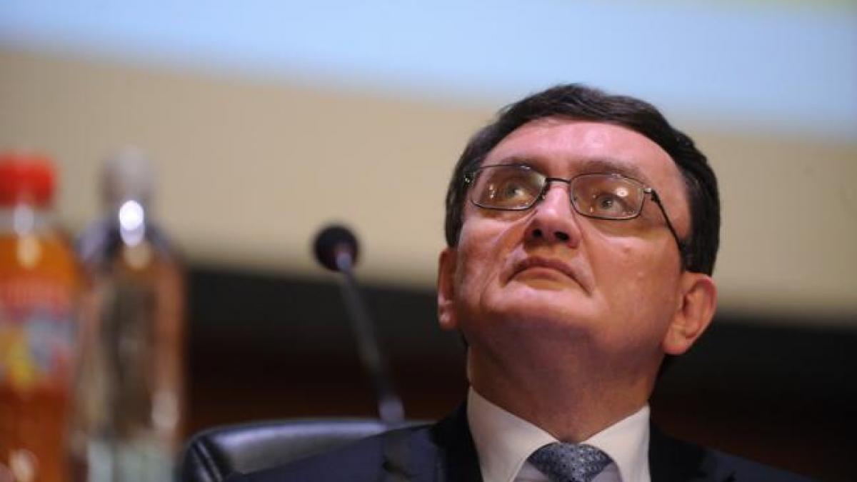 Surse: Victor Ciorbea, Avocatul Poporului, va ataca OUG privind modificarea Codului Penal la Curtea Constituțională