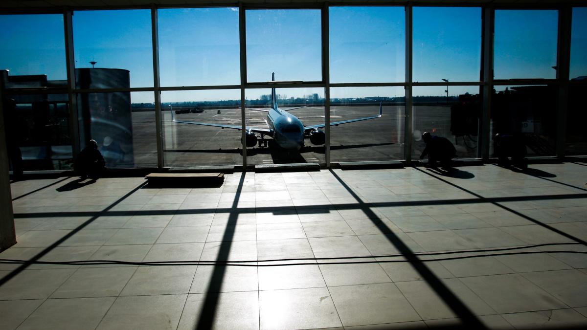 Afaceri “în familie” pe Aeroportul Internațioal București Henri Coandă