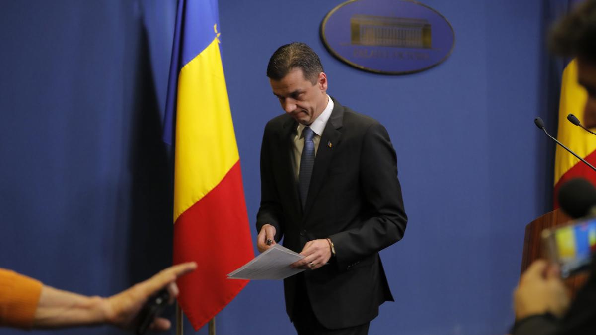 OUG 13 s-a abrogat, dar lupta continuă