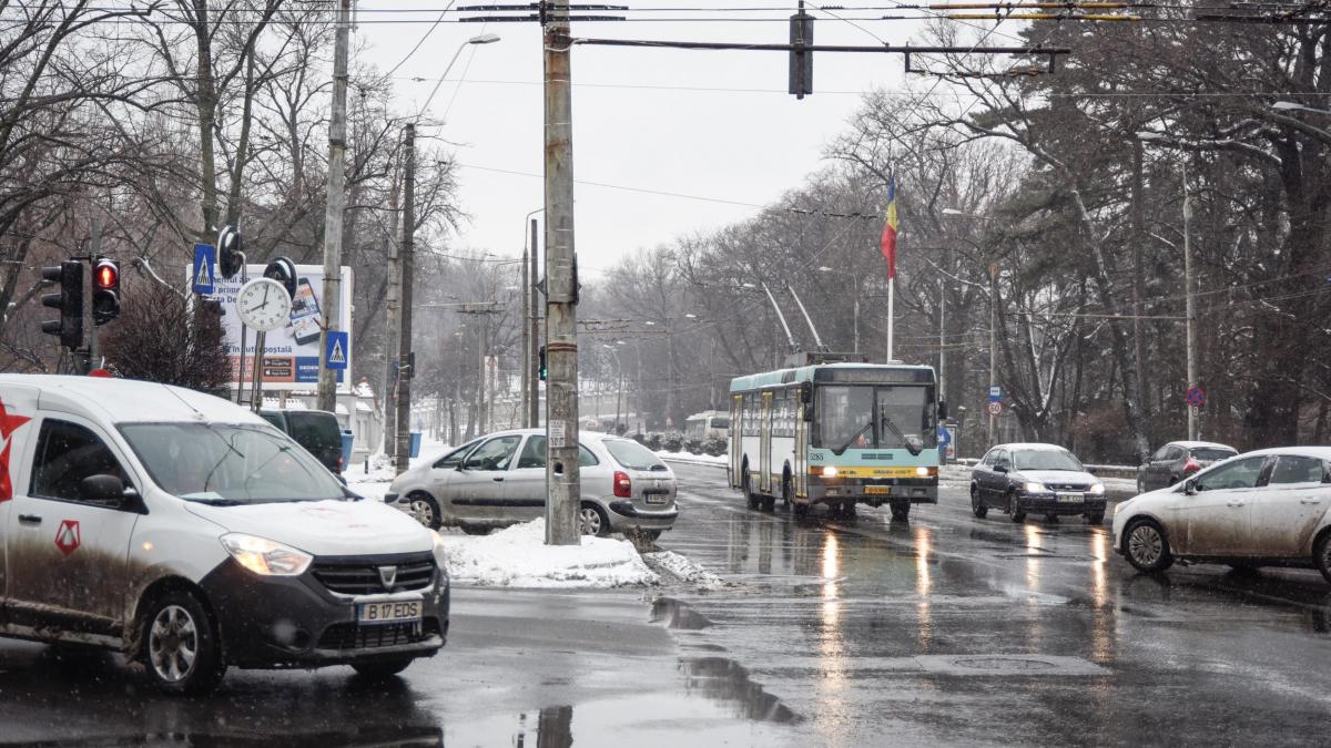 Proiecte pentru Capitală! Printre ele, extinderea infrastructurii de tramvai cu 41 km de cale dublă şi achiziţia de noi mijloace de transport în comun