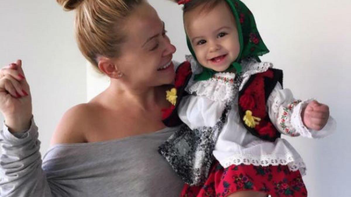Anda Adam ne-a mărturisit cum se simte în postura de mamă: “E un sentiment unic, practic am început o viaţă nouă”
