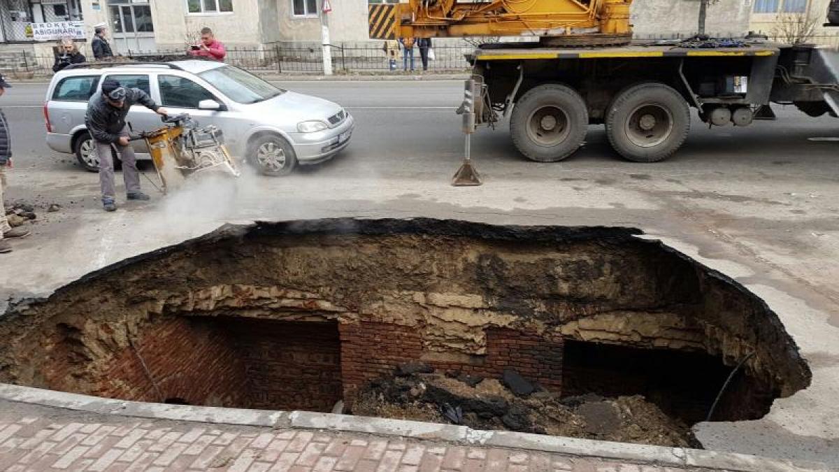 Directorul Muzeului Judeţean Buzău: Craterul de la Râmnicu Sărat reprezintă un sit arheologic medieval de importanţă naţională