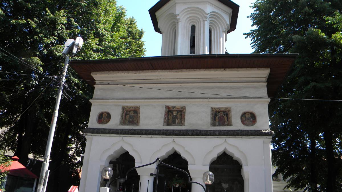 Lucrările de la Biserica Adormirea Sfintei Ana - Batişte din Capitală, înscrisă în Lista Monumentelor Istorice, nu sunt autorizate
