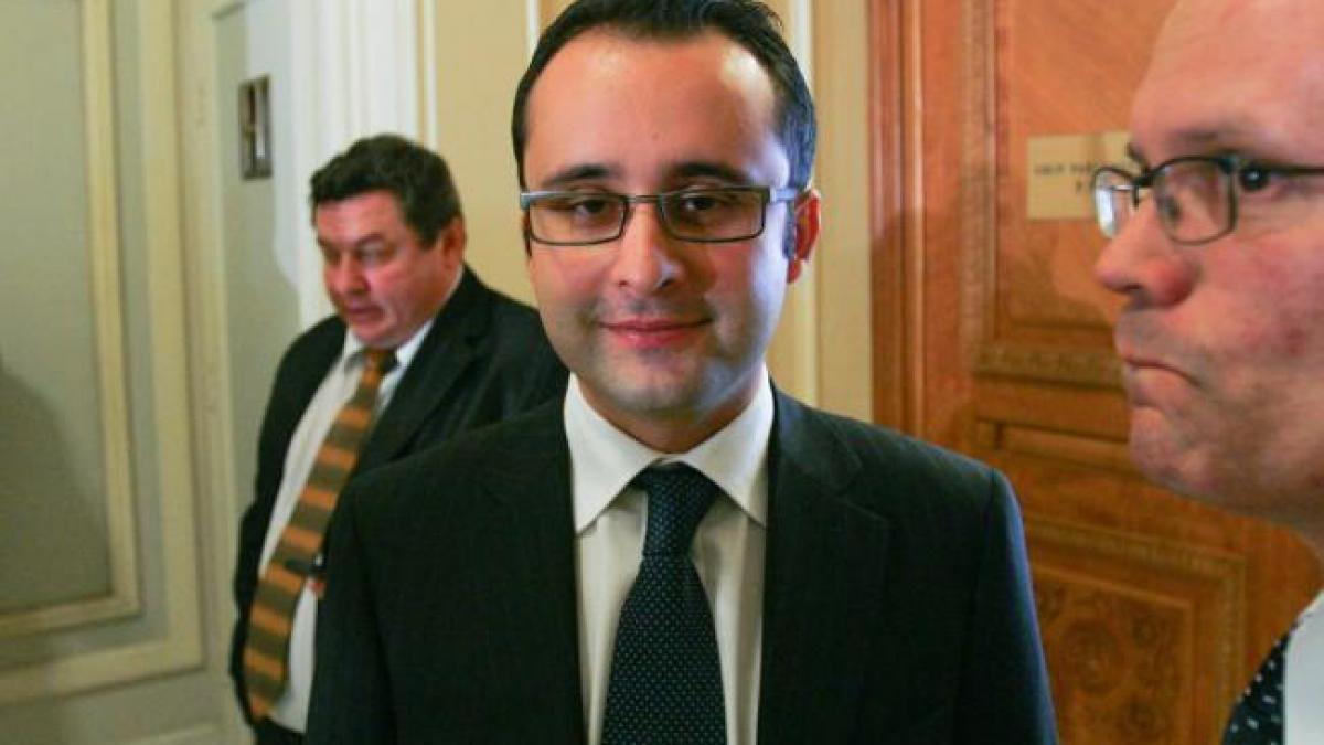 Cristian Buşoi, propus secretar general interimar al PNL 