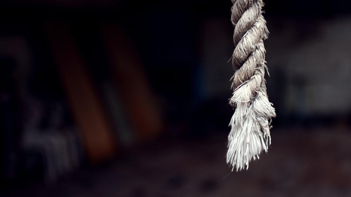 Tragedie într-o localitate giurgiuveană, un tânăr a decis să-şi ia viaţa