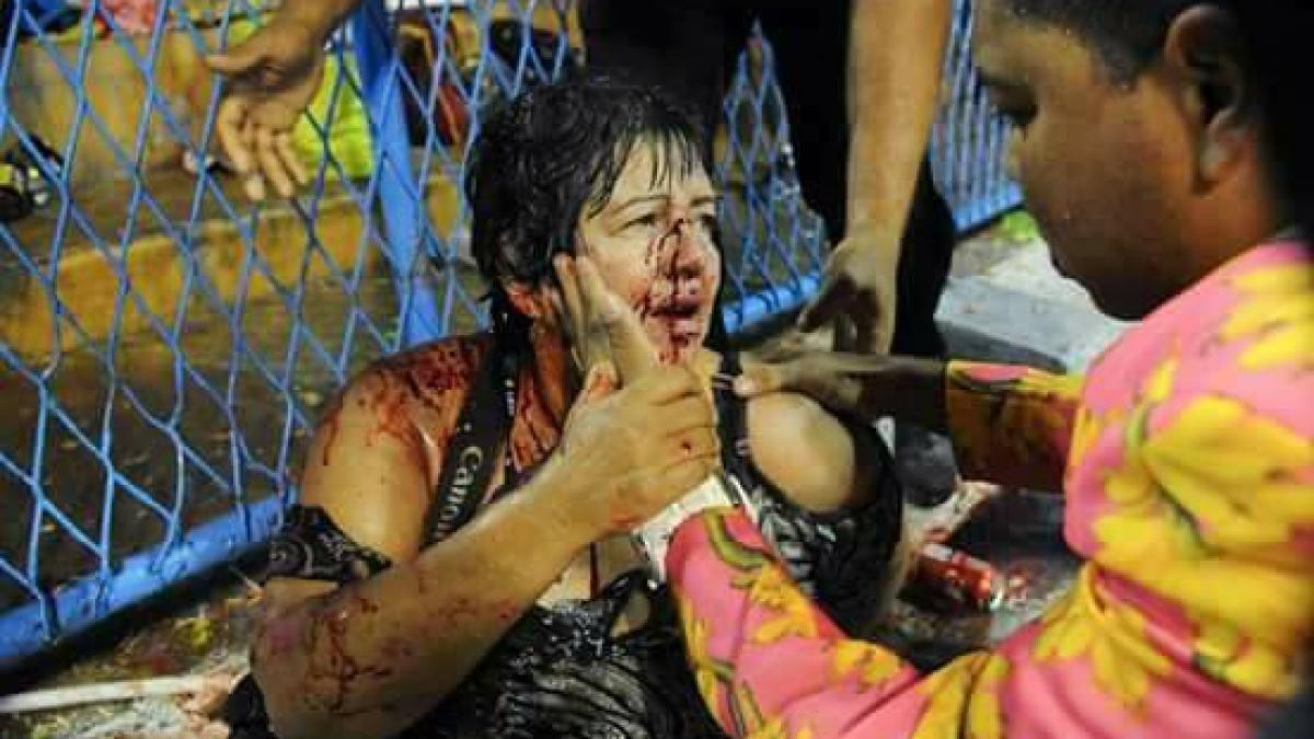 video momente socante la parada scolilor de samba din rio de janeiro un car alegoric a ranit cel putin 20 de raniti