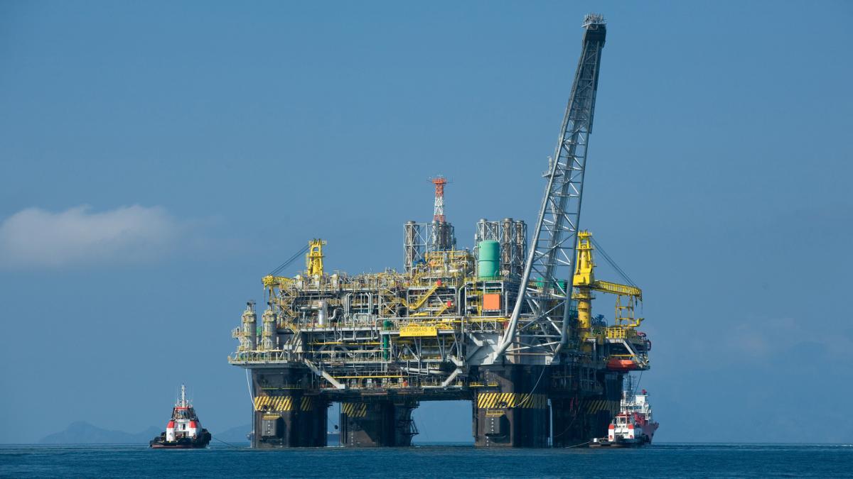 Conducta BRUA va fi funcţională în 2020,când Exxon şi Petrom vor extrage gaze din Marea Neagră