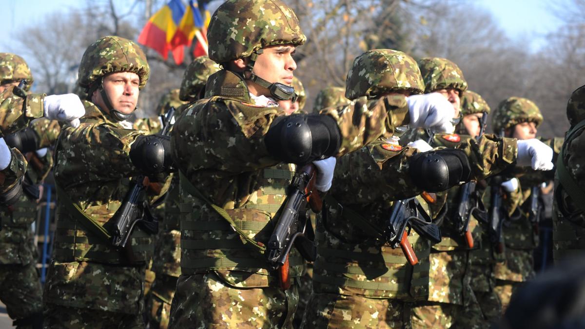 Armata va recruta 2.800 de rezervişti