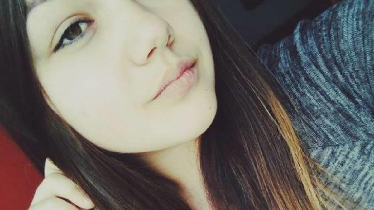 O adolescentă din Sibiu a căzut de la etajul 9 în timp ce își făcea un selfie