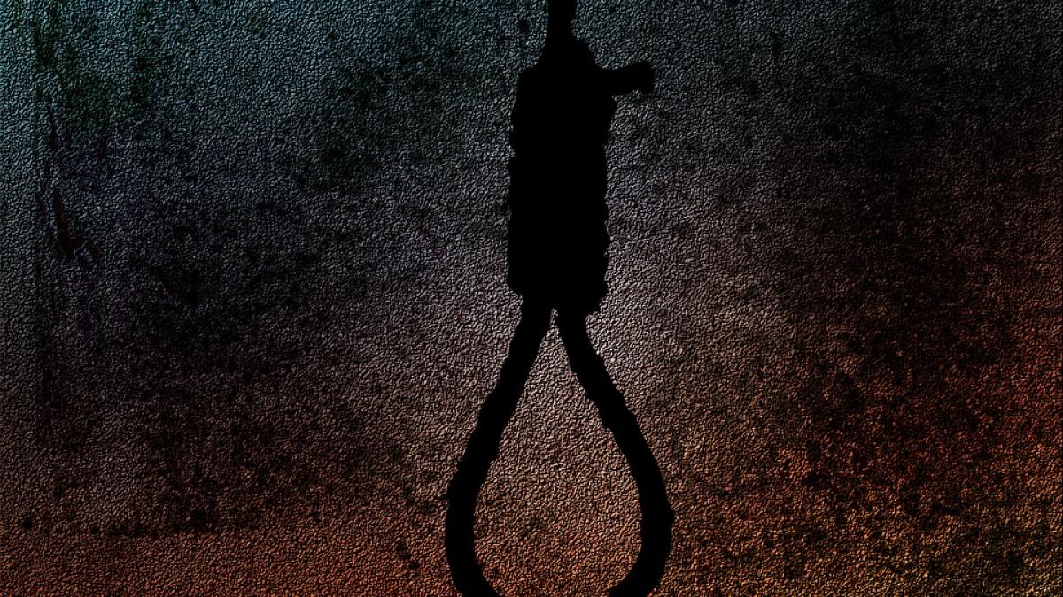 Constanța - Un bărbat s-a spânzurat în fața șefului său. De ce a recurs la acest gest