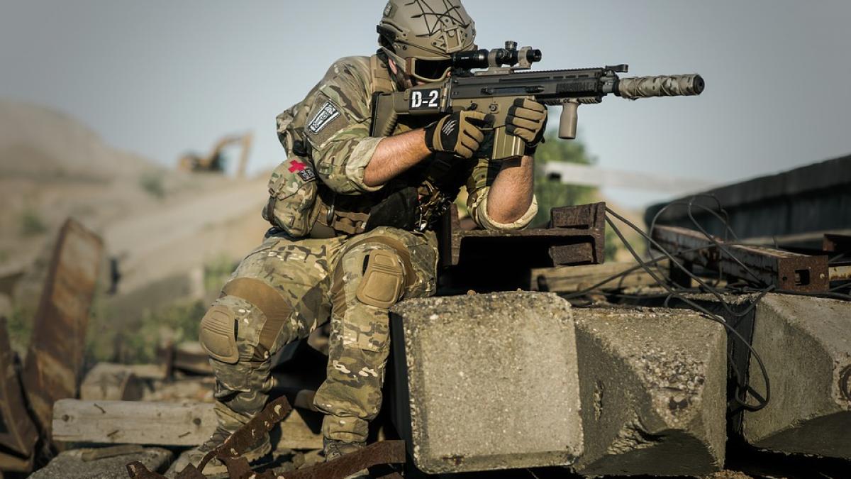 NATO cere Europei să investească în apărare