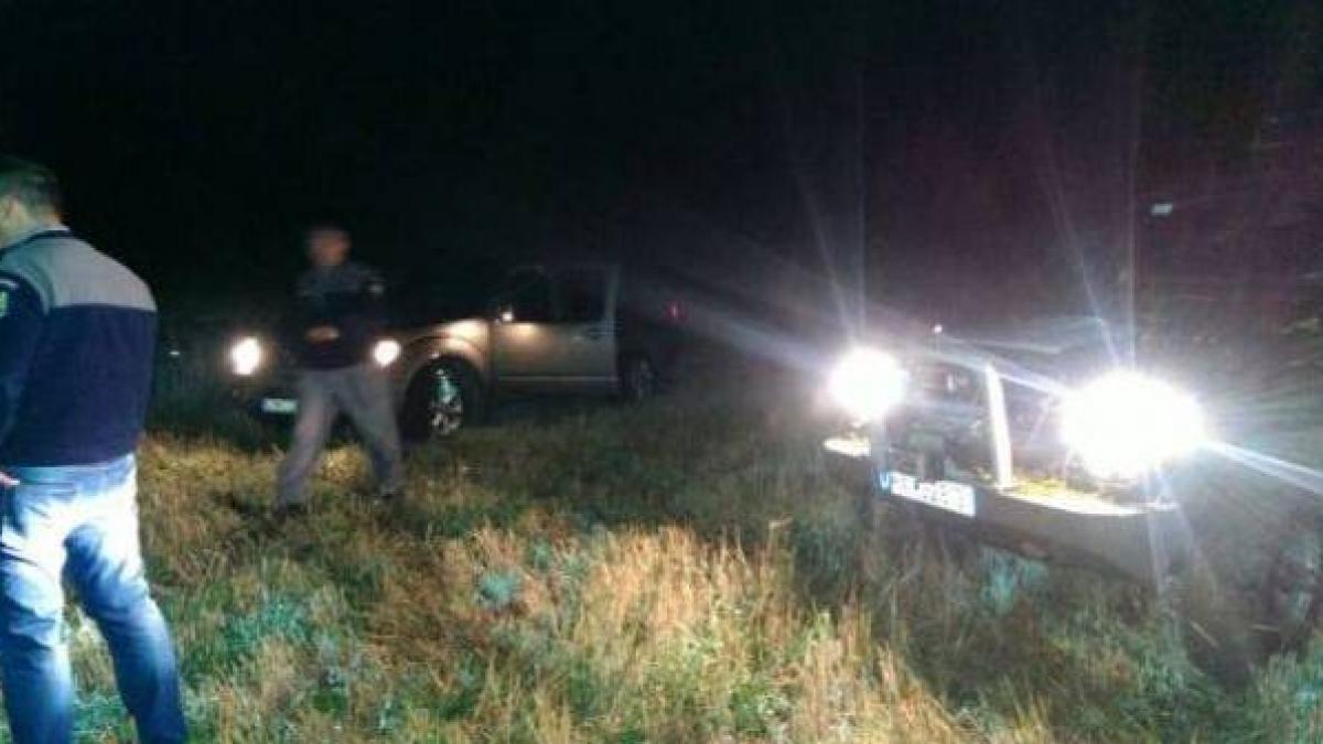 Doi traficanți albanezi, prinși la Moravița cu zeci de kilograme de droguri