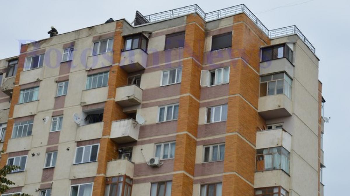 Dramă în Botoșani, un bărbat a murit după ce a căzut de la etajul 5