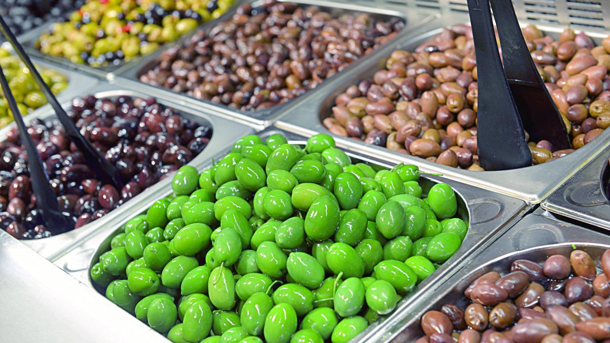 Industria alimentară a umplut măslinele cu E-uri