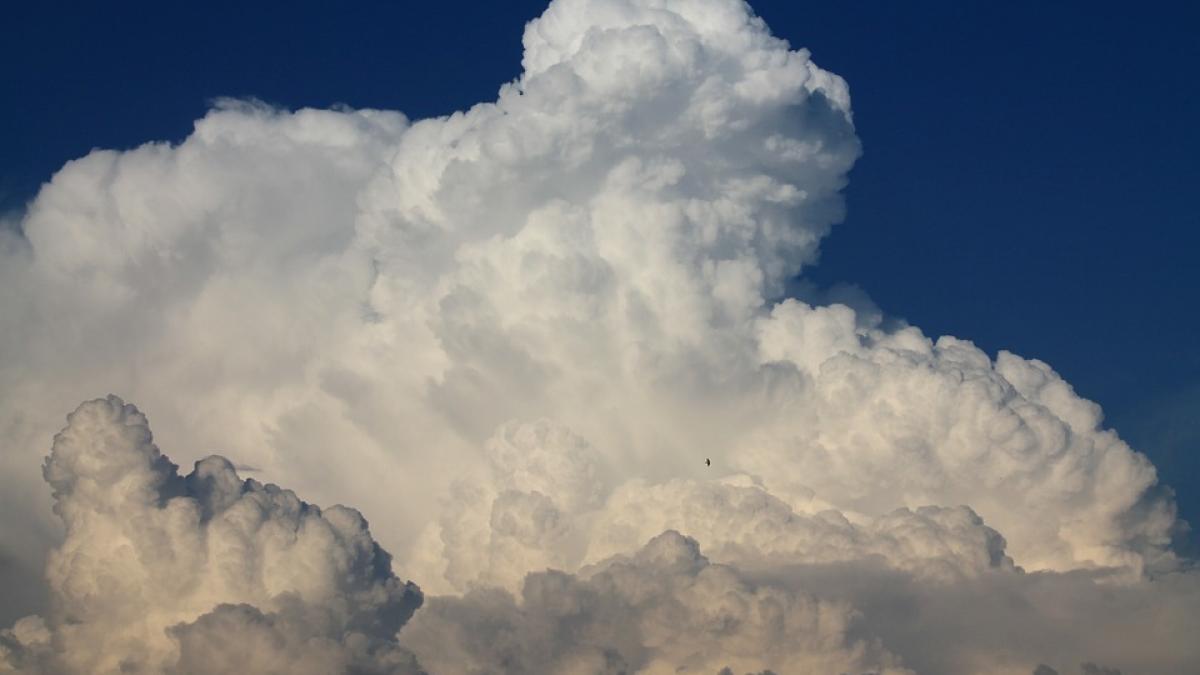 ANM: Instabilitatea atmosferică va caracteriza următoarele două săptămâni de prognoză (8 - 21 mai)