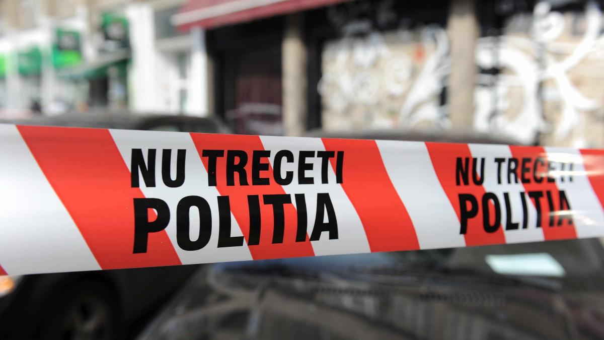 TRAGEDIE în București. Un bărbat și-a împușcat soția, după care s-a sinucis