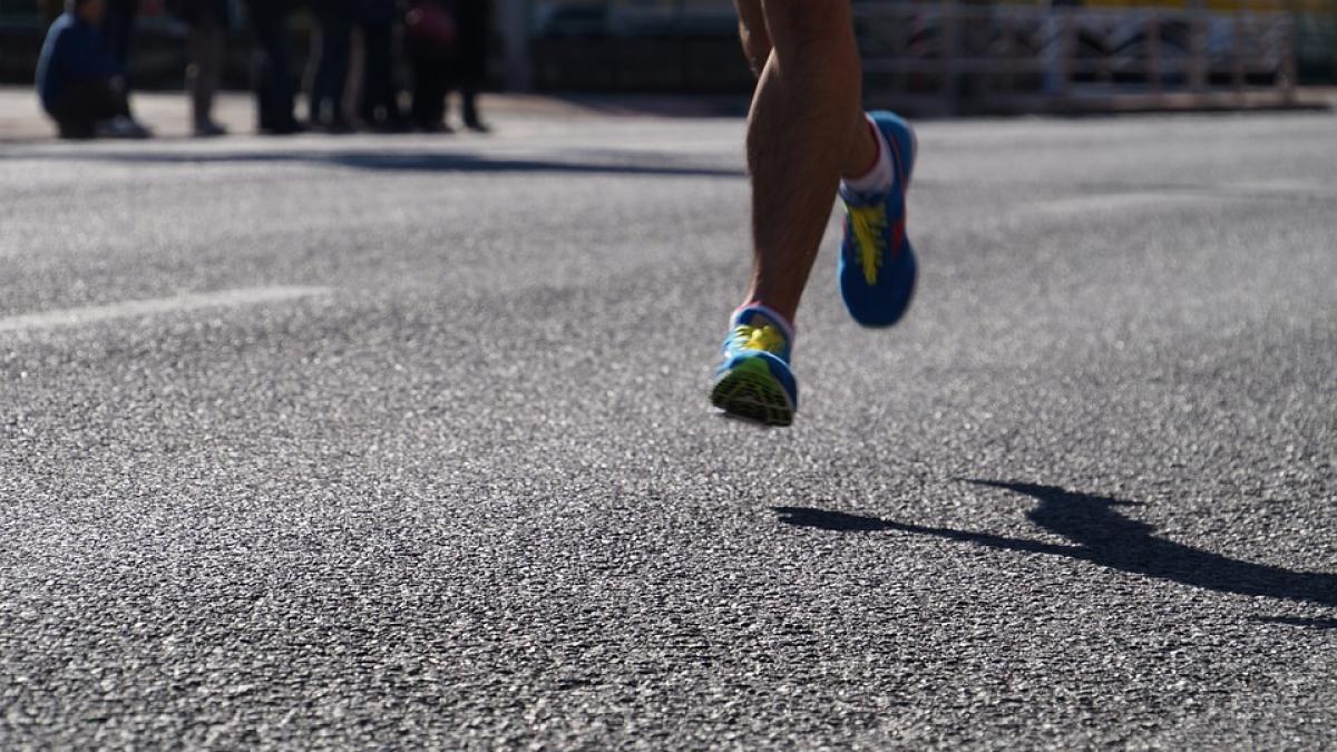 Trafic restricţionat în weekend în Capitală, cu ocazia desfăşurării unui semimaraton