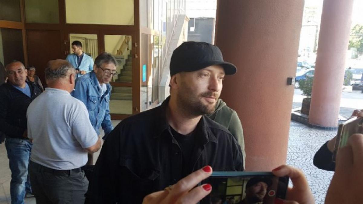 cheloo la tribunalul prahova in dosarul de trafic de droguri am venit sa lansez noul album parazitii