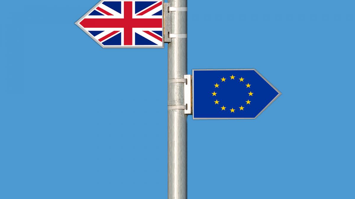 Merkel avertizează Londra că limitarea liberei circulaţii a cetăţenilor UE "va avea un preţ"