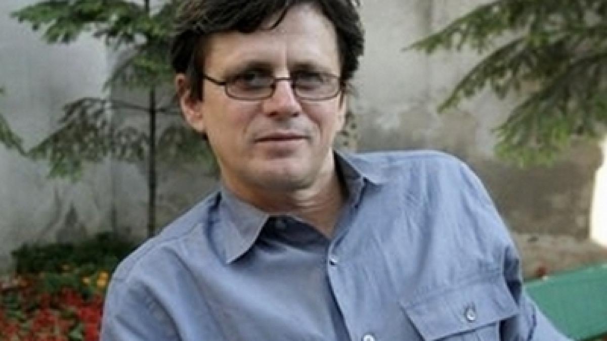 Scriitorul Cătălin Mihuleac va fi publicat și în limba franceză